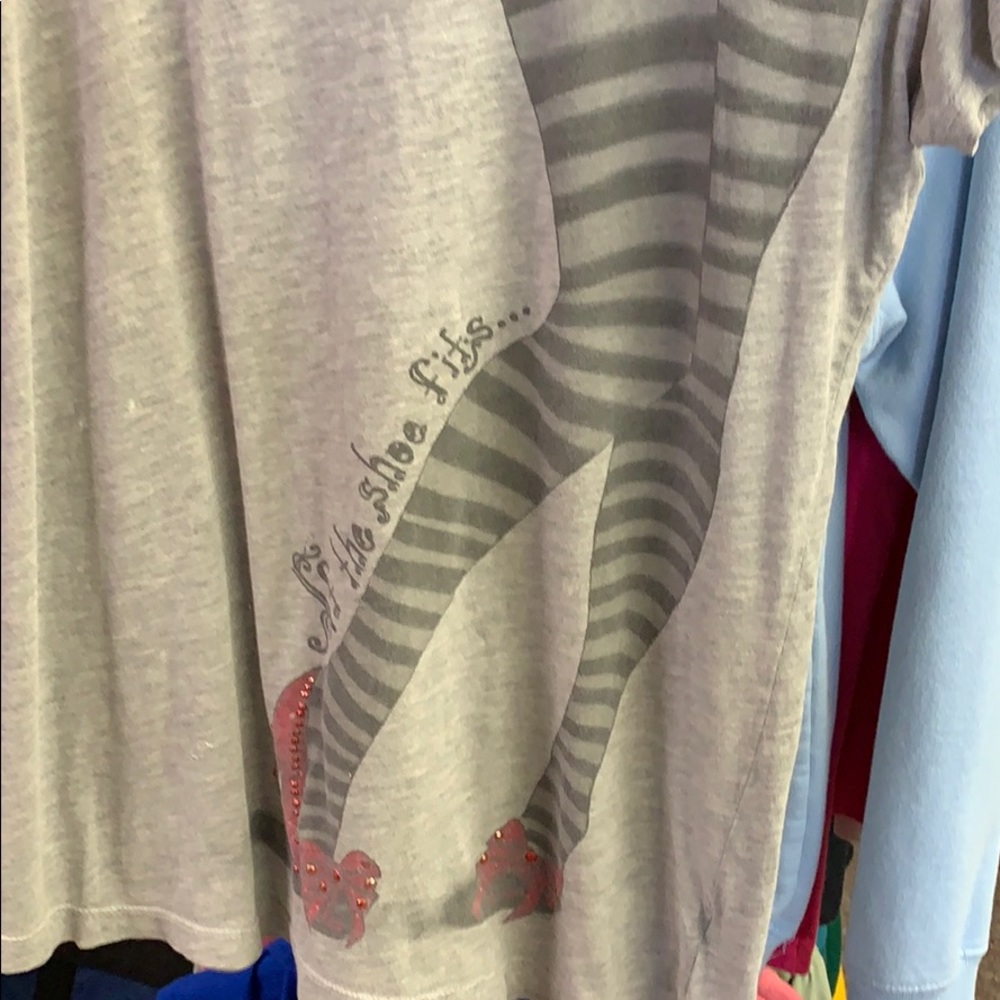 Tee shirt